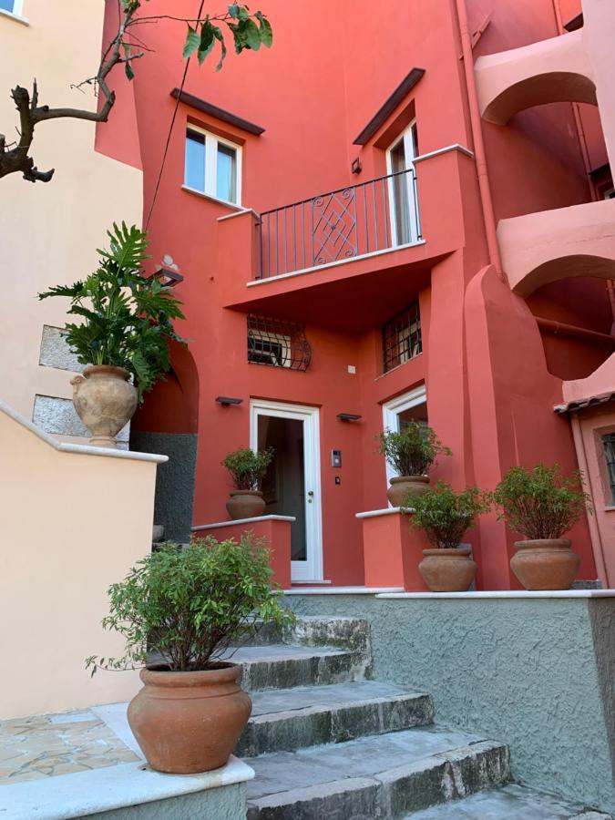 Bed and Breakfast Dimora Del Leone Гаета Екстер'єр фото