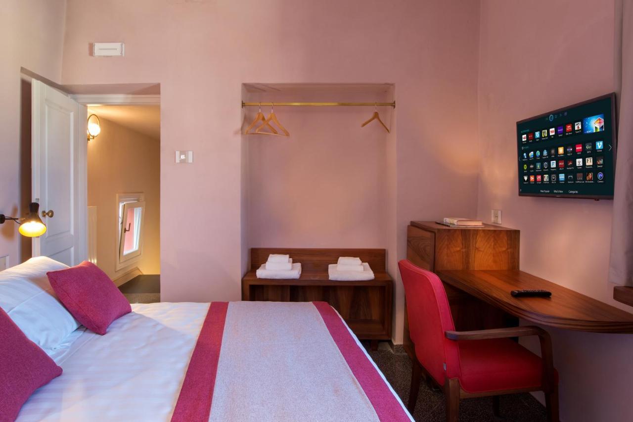 Bed and Breakfast Dimora Del Leone Гаета Екстер'єр фото